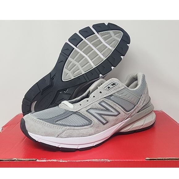 DS New Balance 990 v5 GREY Narrow 2a 8.5w W990GL5 - Picture 1 of 8